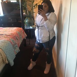 Meet your Posher, Alexis